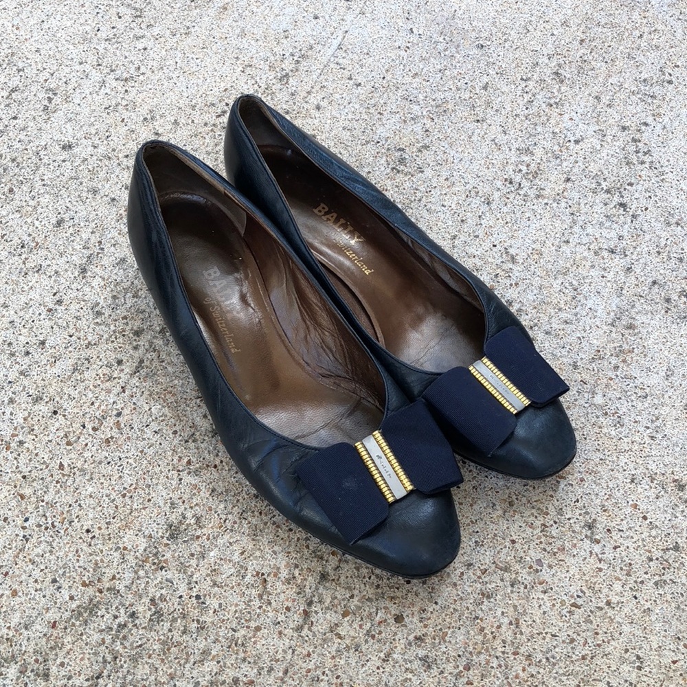 Navy blue Bally heels
